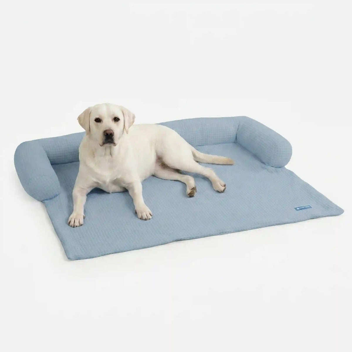 Frostcore™ Cooling Couch Cover Dog Bed