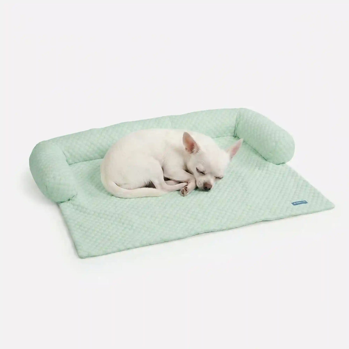 Frostcore™ Cooling Couch Cover Dog Bed