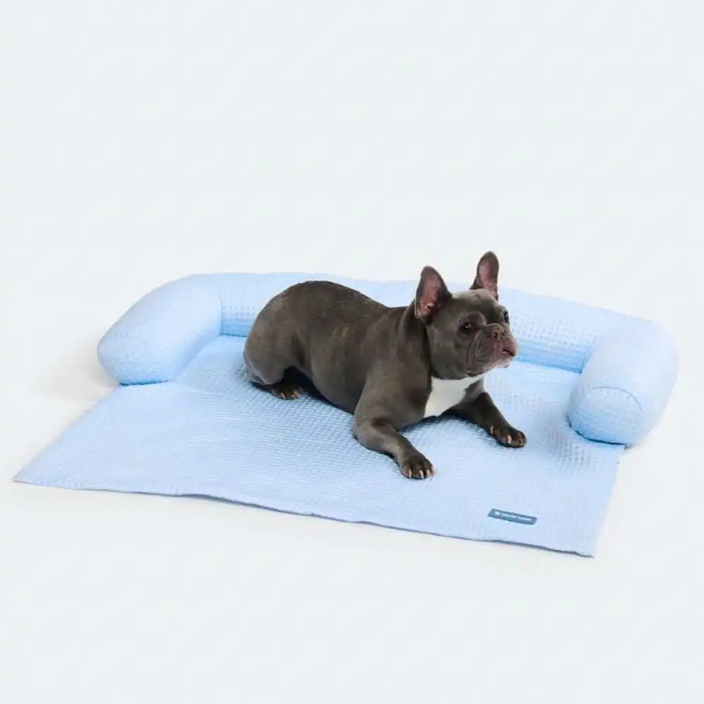 Frostcore™ Cooling Couch Cover Dog Bed