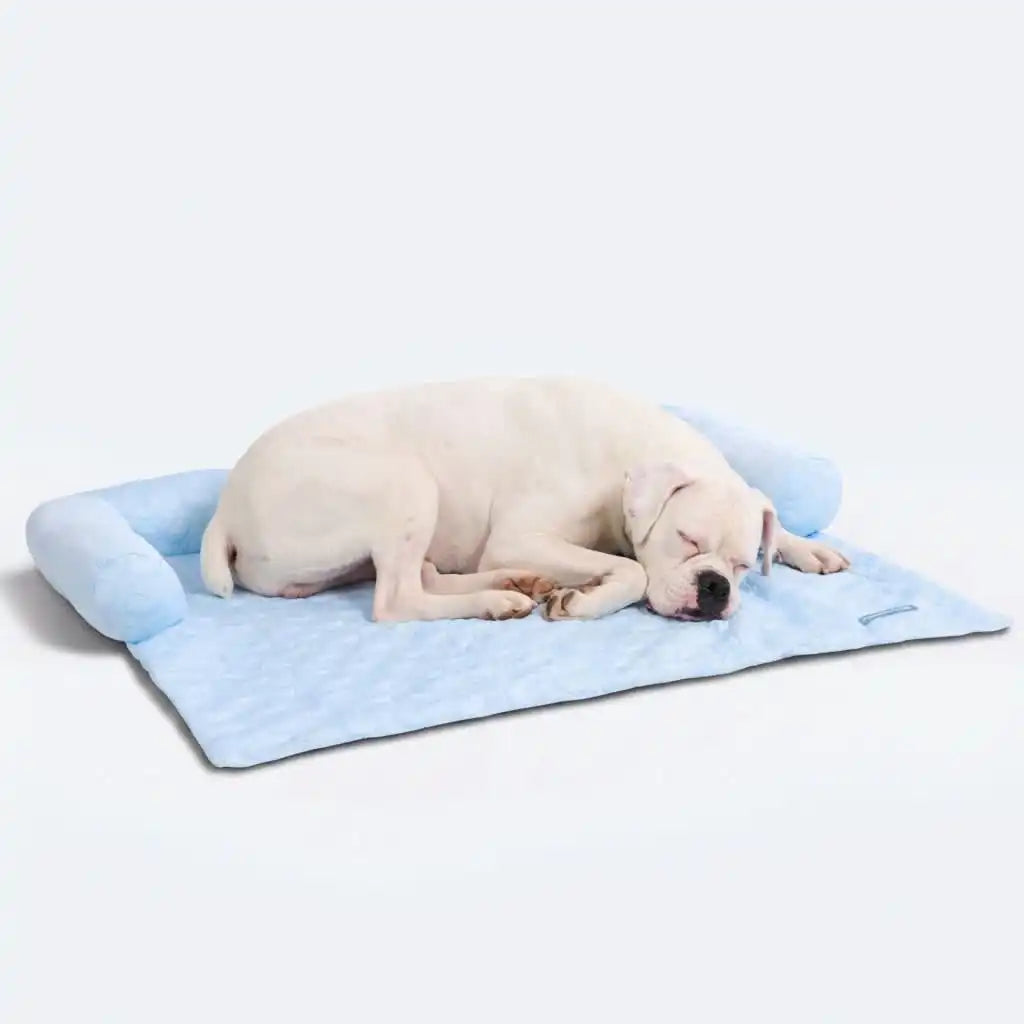 Frostcore™ Cooling Couch Cover Dog Bed