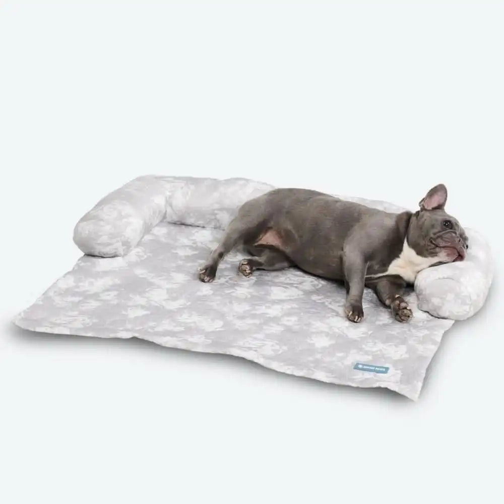 Frostcore™ Cooling Couch Cover Dog Bed